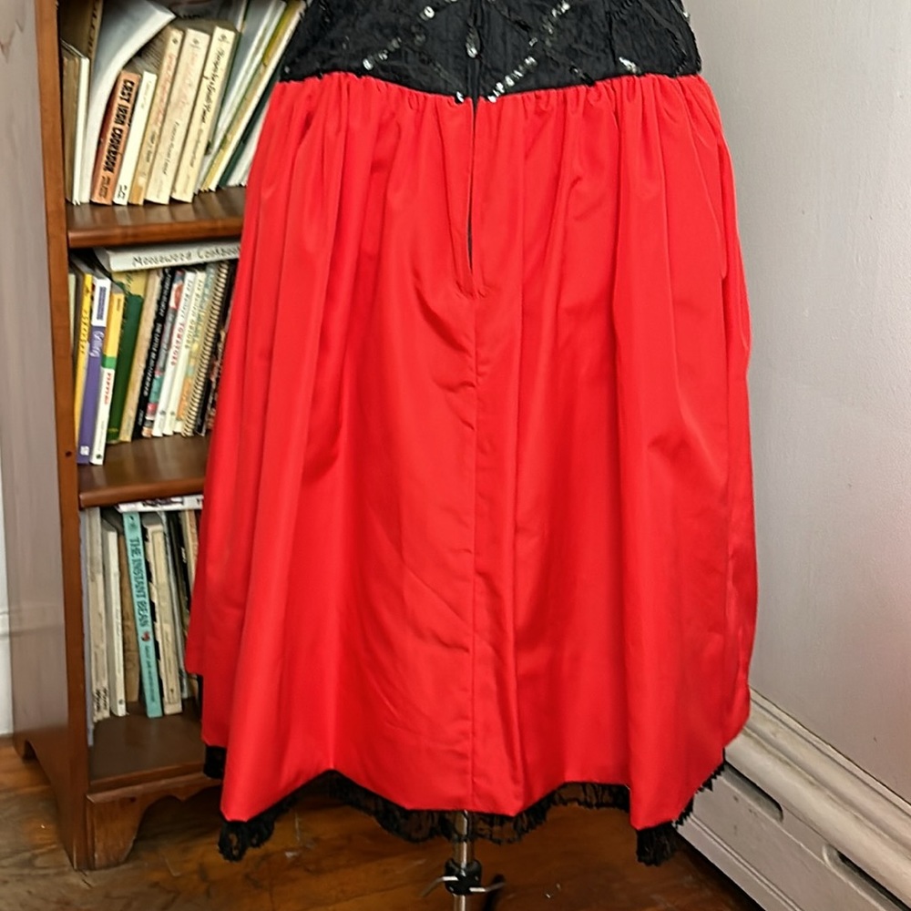 Vintage Black Lace and Red Party Dress 6 - Picture 5 of 13